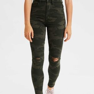 American Eagle Camo High Waisted Jeggings